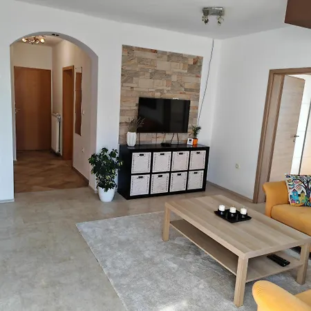 Apartment Stars In Nature Postojna